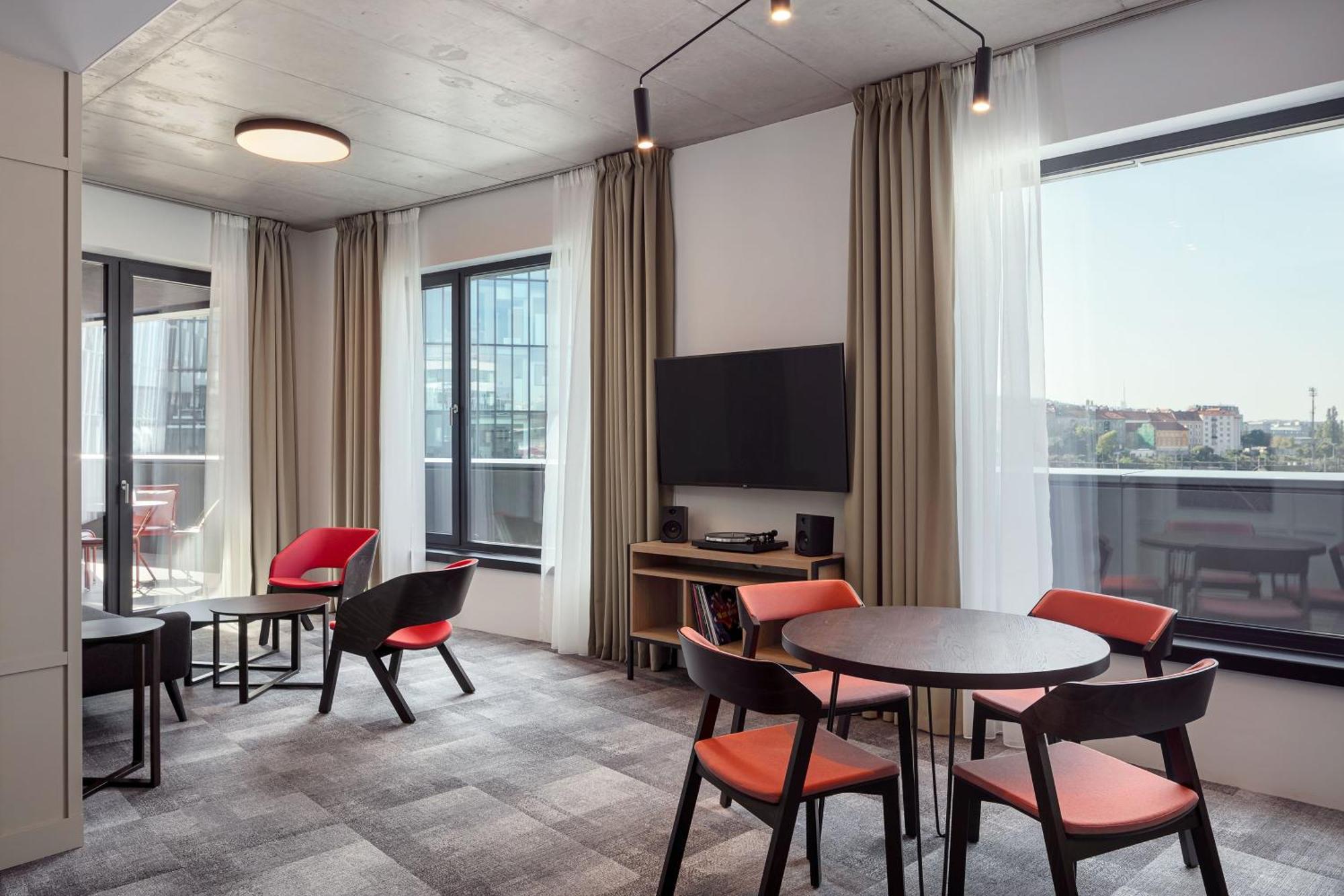 Stages Prague, A Tribute Portfolio Otel 4*